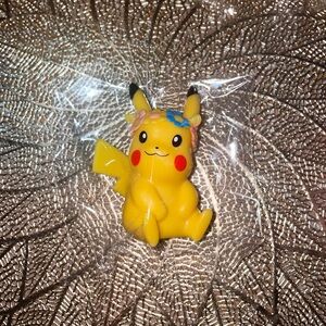 Pokémon Pikachu with Flowers